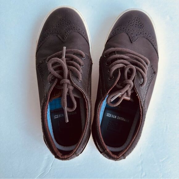 Ben Sherman Boys Size 2 Wing-tip Oxford Sneakers Brown Casual Dress Shoes - Picture 2 of 8